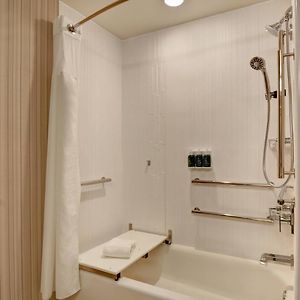 King Room Mobility Accessible